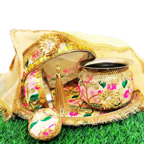 Artonezt Handcrafted Decorative 6 Pc Complete Karwachauth Thali Set Puja Thalis for Karwa Chauth Poojan Thali for Diwali Navratri Varalakshmi Lakshmi Ganesh Aarti