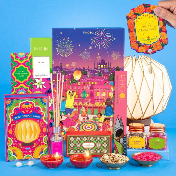 Phool Diwali Nostalgia Gift Hamper - 9 Pack - Includes Tara Sitara Lamp, Ruby Reed Diffuser, Gold & Red, Ceramic Diya, Phool incense sticks, Rajwadi Saunf & Rose Mishri, Diwali greetings card and Cotton wick - Diwali hamper gift box