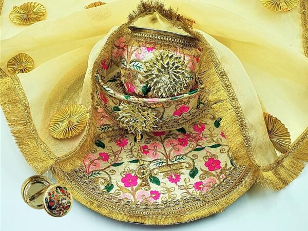 Artonezt Handcrafted Embroidery Karwachauth Thali Set (Thali, Kalash, Chalni, Thali Cover, Small Debi) Puja Thalis for Karwa Chauth Poojan Wedding Diwali Navratri Varalakshmi Lakshmi Ganesh Aarti